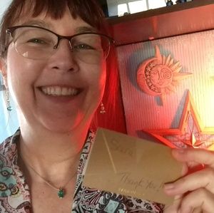 Meet your Posher, Sara